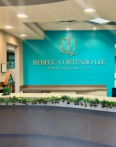 Interior Signs Photo